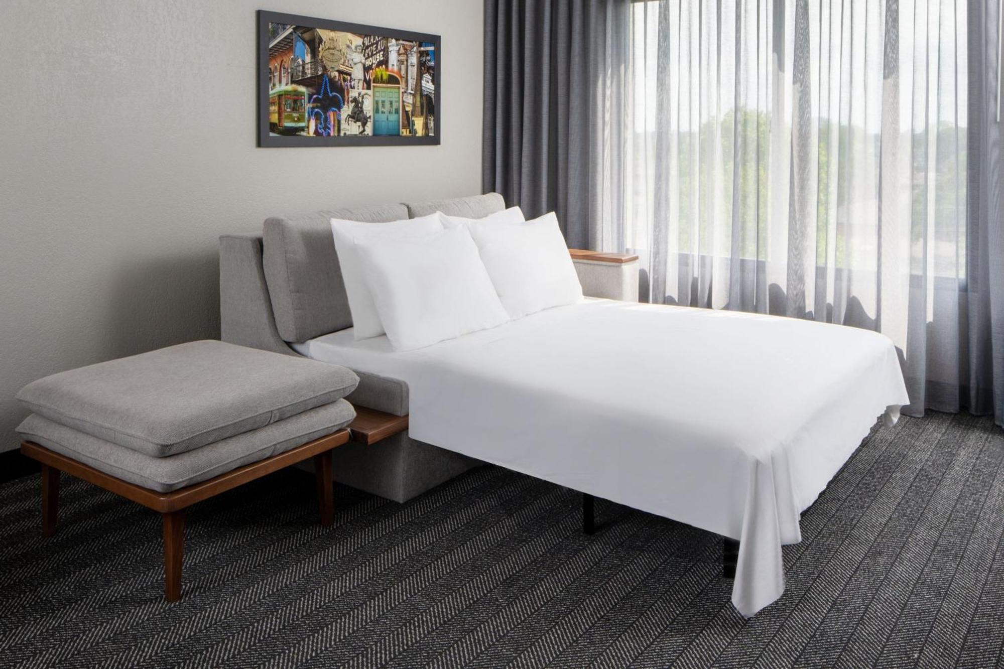 Courtyard By Marriott New Orleans Metairie Hotel Exterior photo